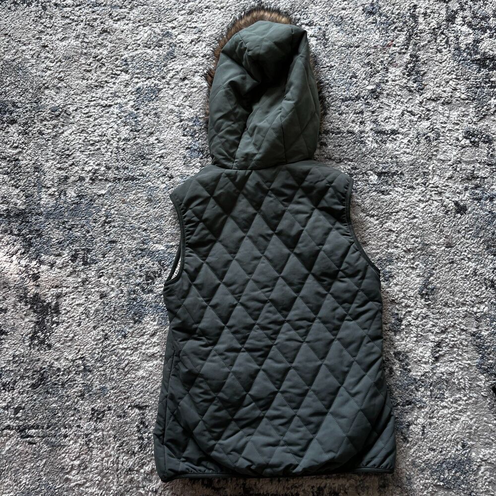 Eddie Bauer Quilted Vest Women's S Olive Faux Fur Hood Sherpa Lined - Picture 8 of 10
